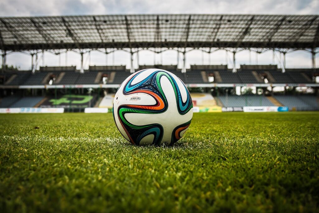 Kaip Kauno sporto klubai keičia miesto verslo aplinką: nuo sponsorystės iki naujų darbo vietų Kaip Kauno sporto klubai keičia miesto verslo aplinką: nuo sponsorystės iki naujų darbo vietų